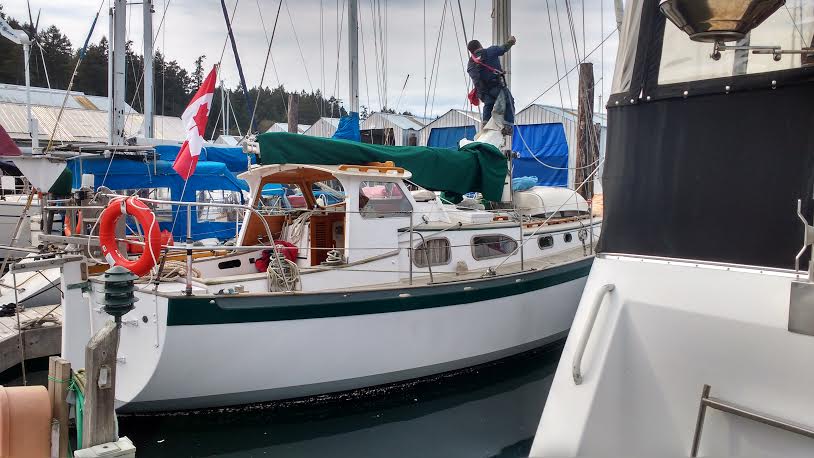 Mast and rig inspection at Canoe Cove Marina Vancouver