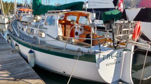 Truce pre purchase inspection at Canoe Cove Marina Vancouver. Photo Ray Penson