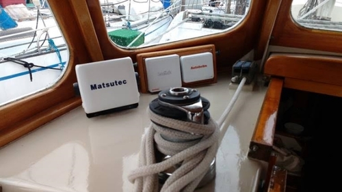 YACHT+TRUCE+AIS+display+installed+in+the+‘Wheelhouse’