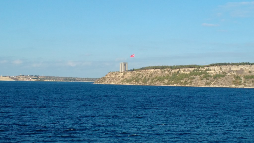 Turkish war memorial. Photo Ray Penson