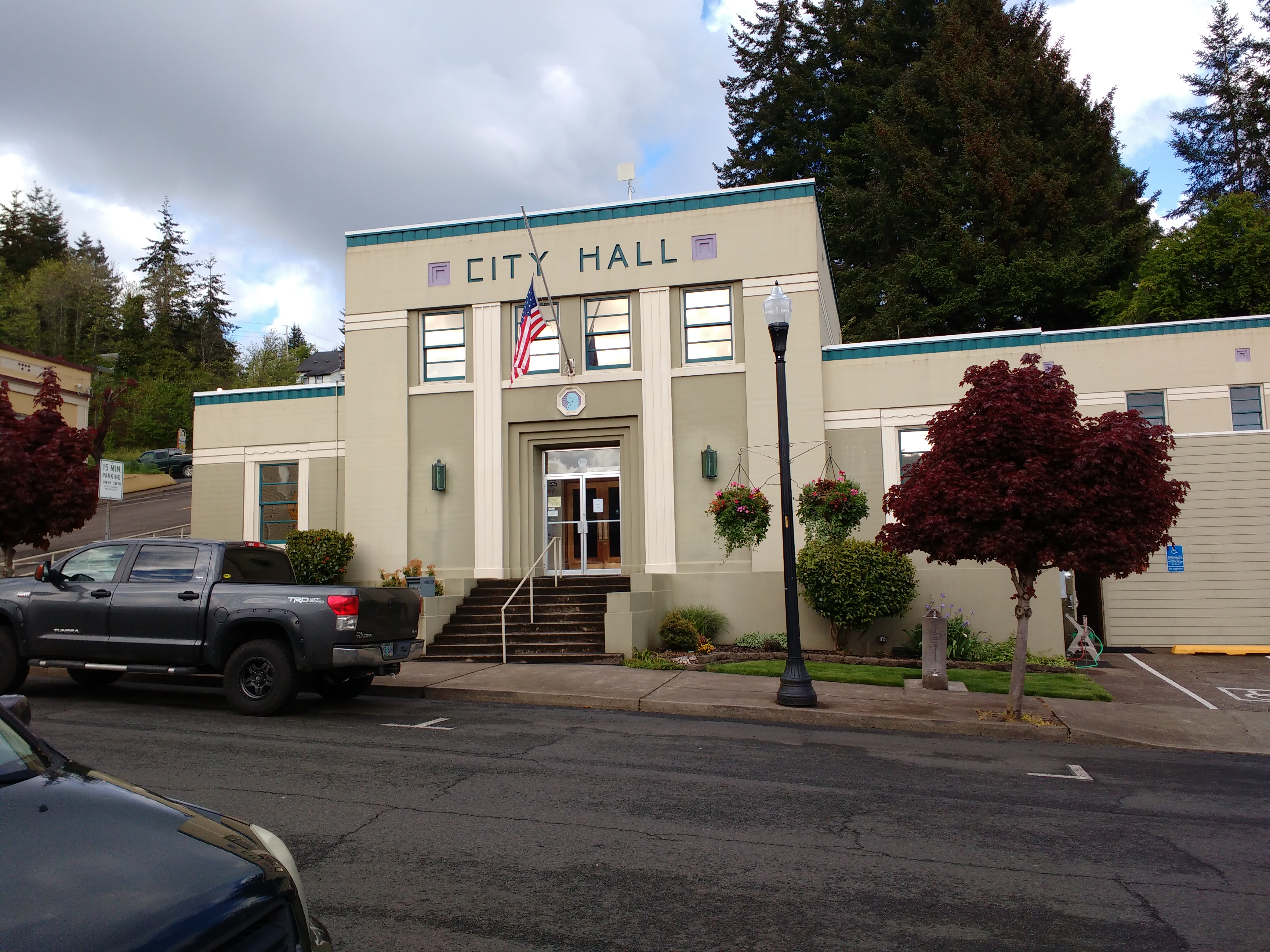 City Hall Toledo. Photo Ray Penson jpg