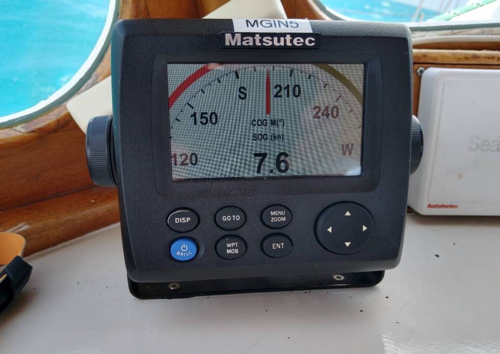 Matsutec hustling along Photo Ray Penson