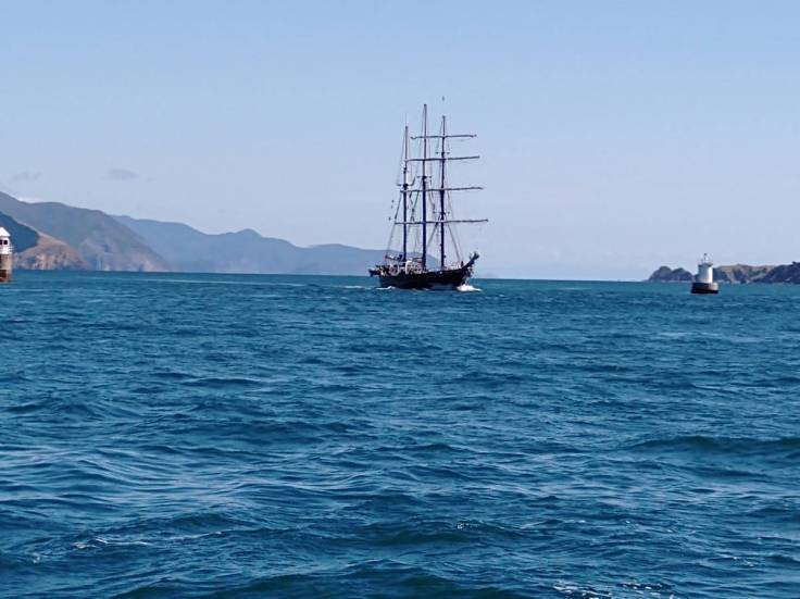 The Spirit of New Zealand following Truce through French Pass. Photo Ray Penson
