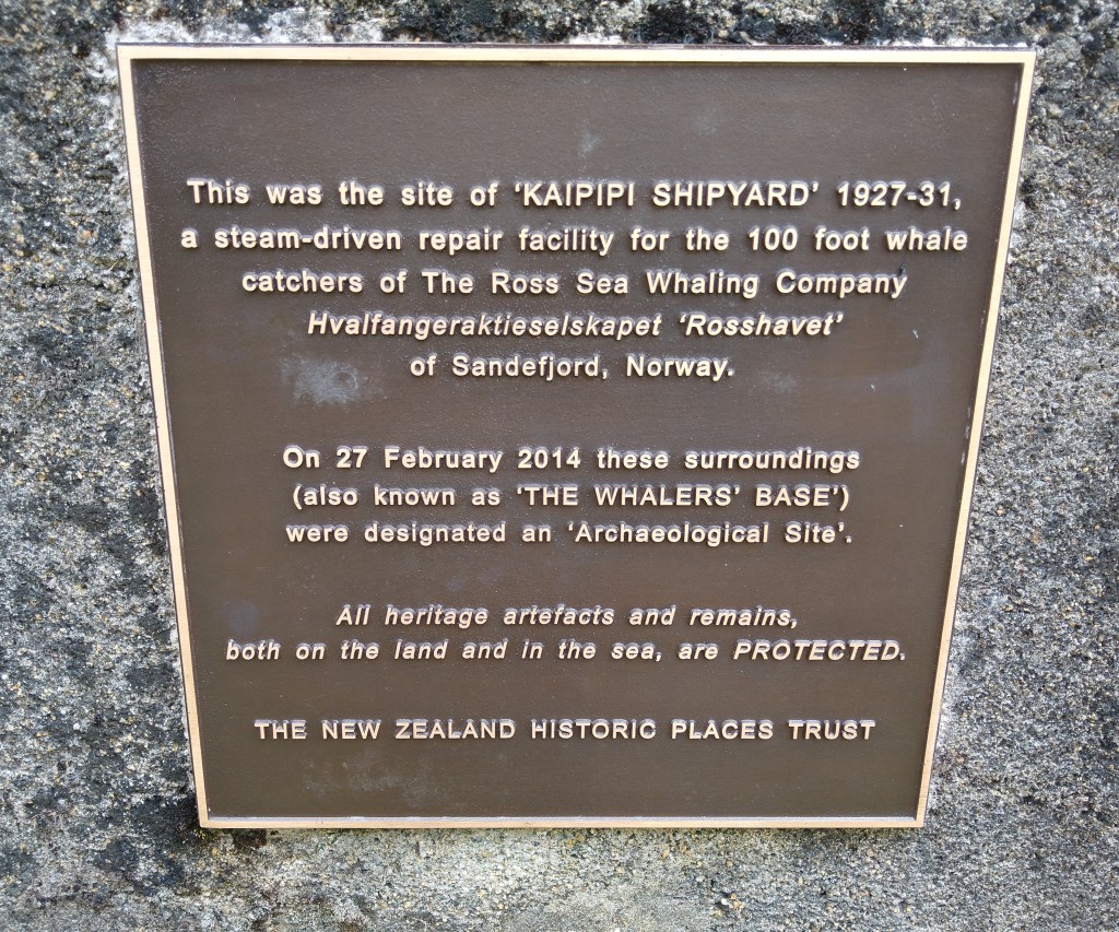 Kaipipi Shipyard Plaque. Photo Ray Penson