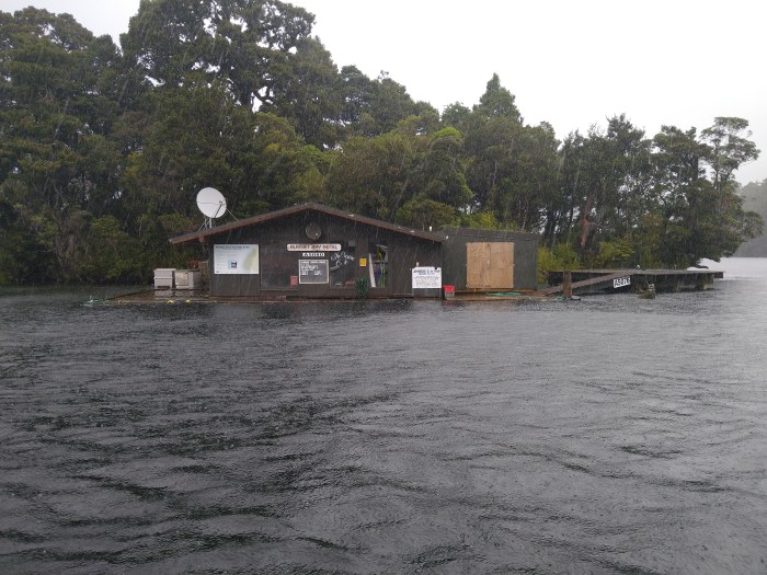 Blanket Bay Hotel. Photo Ray Penson