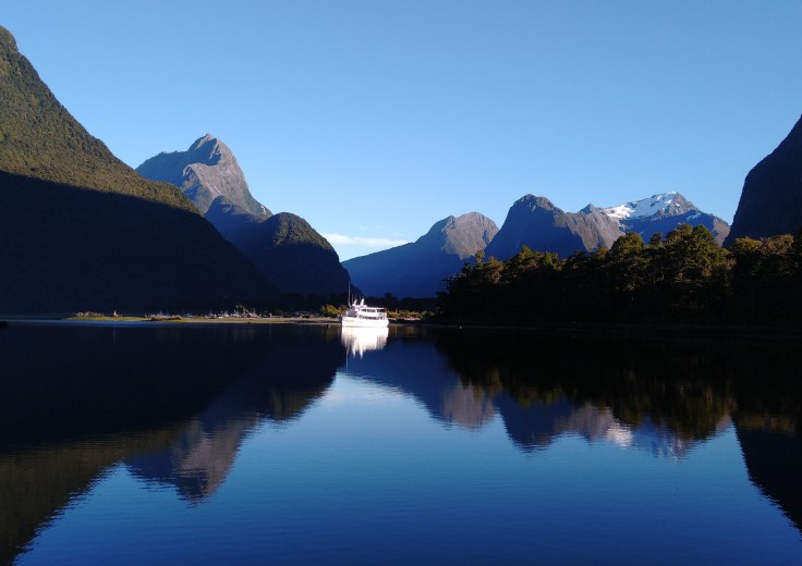 Early Morning Milford Sound. Photo Ray Penson