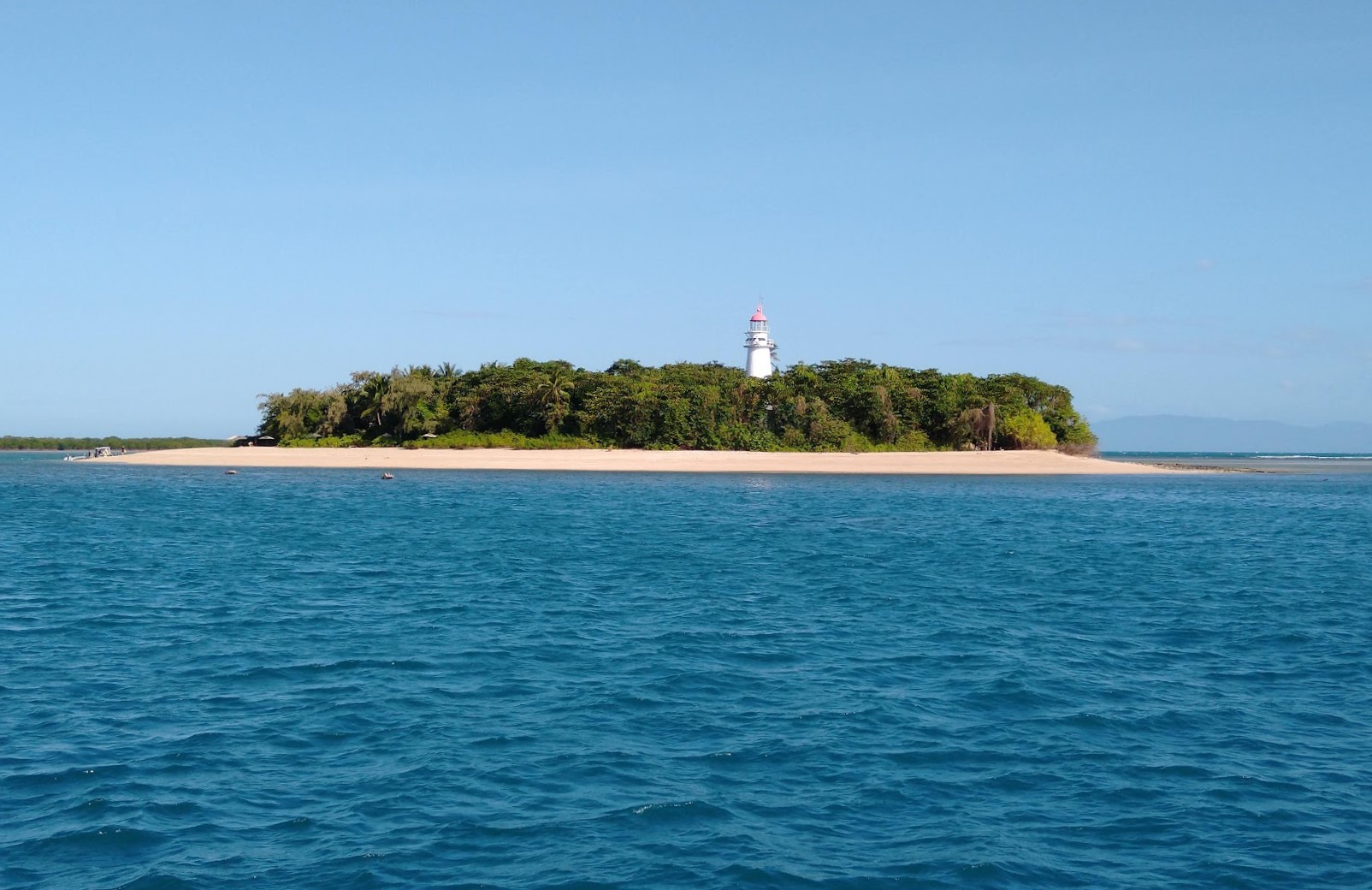Low Island North of Cairns. Photo Ray Penson