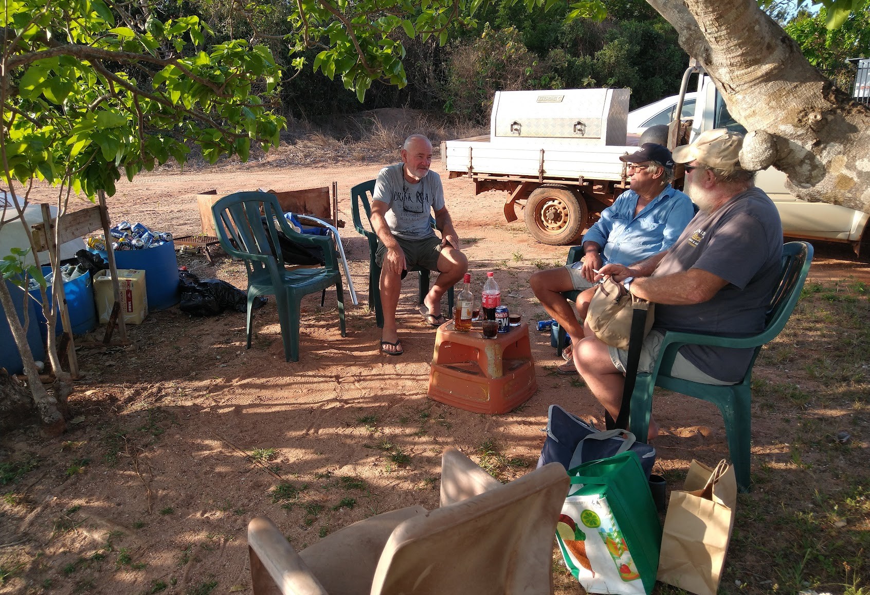Sundowners, Aussie style. Photo Ray Penson