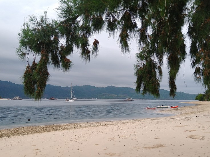 Early Morning Walk Trewangan Island. Photo Ray Penson
