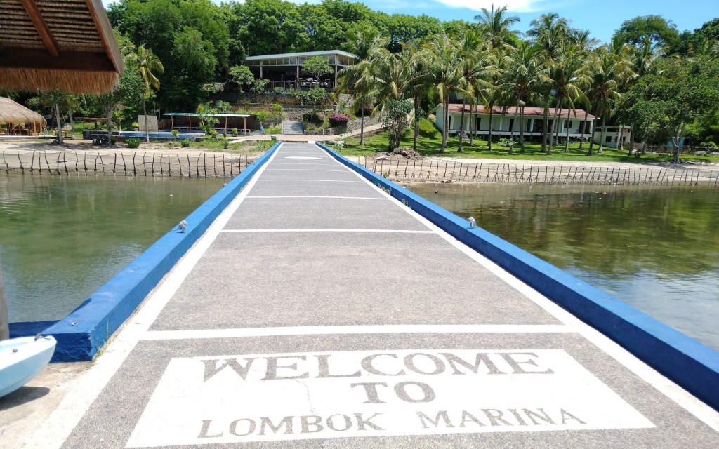 Marina Del Rey, Lombok, with Bar and Swimming Pool. Photo Ray Penson