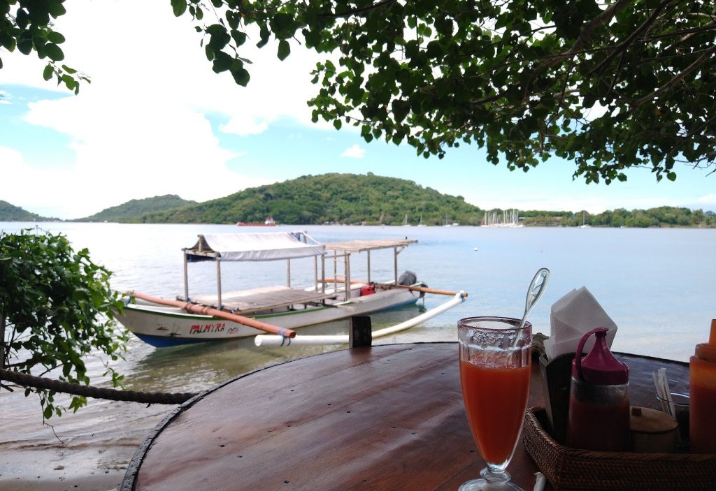 Palmyra, opposite Lombok Marina, a very chill place. Photo Ray Penson