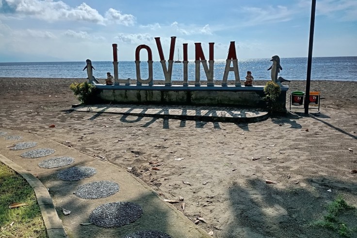 Lovina Beach, to prove I was here. Photo Ray Penson