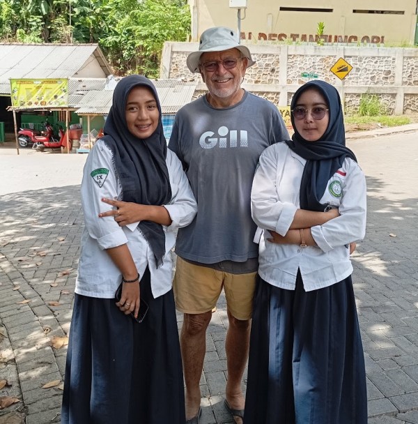 Accosted by School Girls for photos. Photo by School girl.